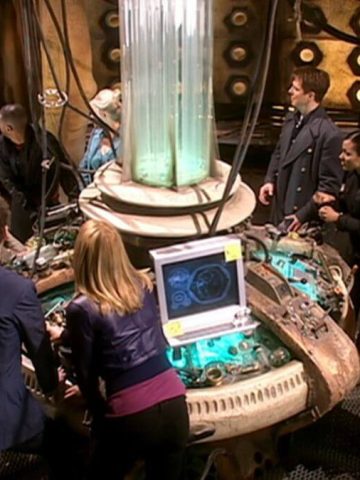 doctor who journey's end screenshot of the team flying the Tardis: for myers briggs article