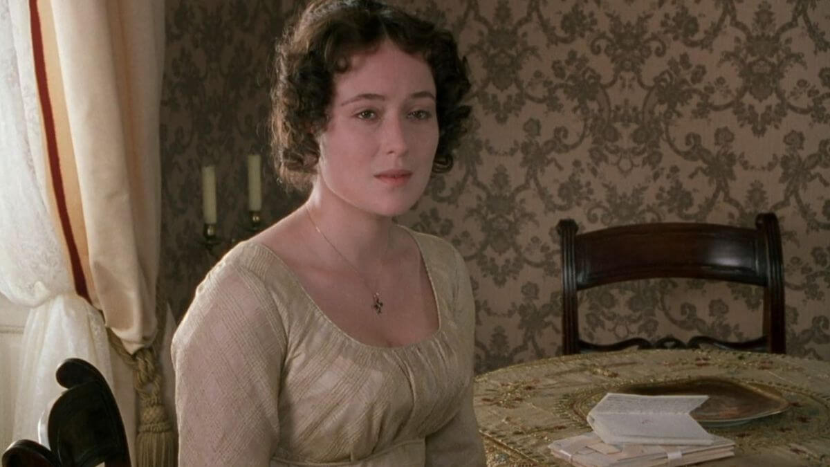 Elizabeth Bennet in Pride and Prejudice. It's a featured image for the article about Female Book Character Costumes