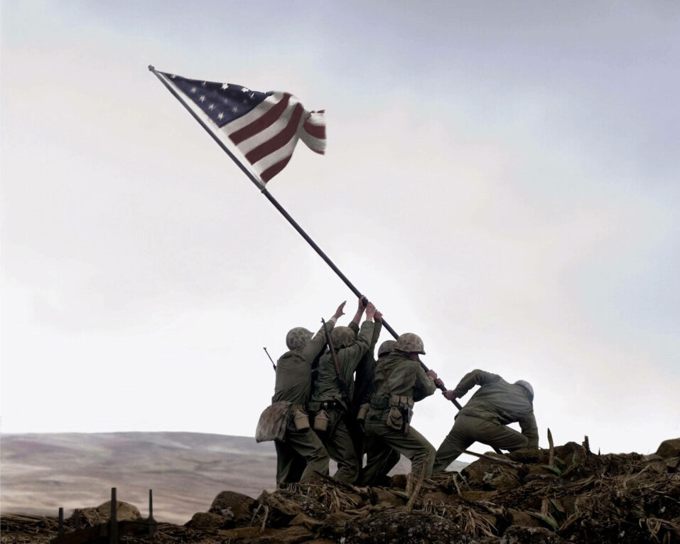 Flags of Our Fathers movie still of soldiers lifting American flag