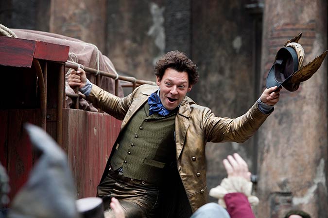 Richard Coyle in Going Postal