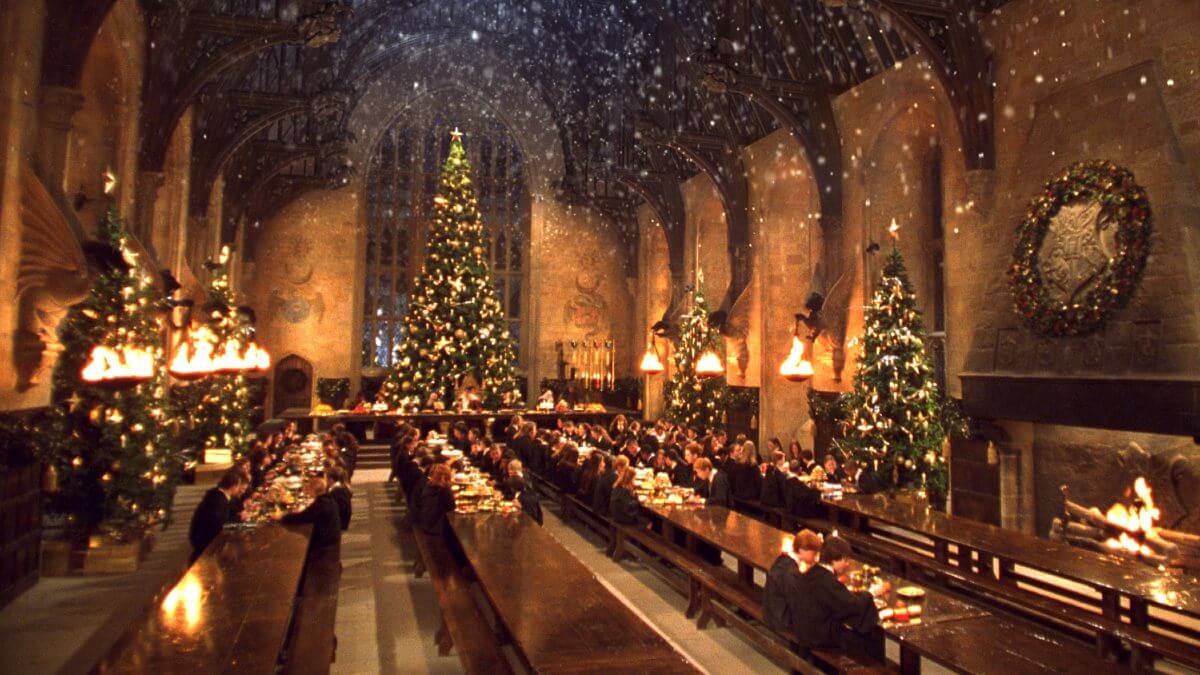 Harry Potter and the Sorcerer's Stone still of Christmas