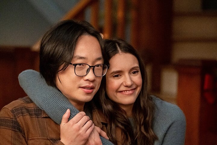 Jimmy O. Yang and Nina Dobrev in Love Hard