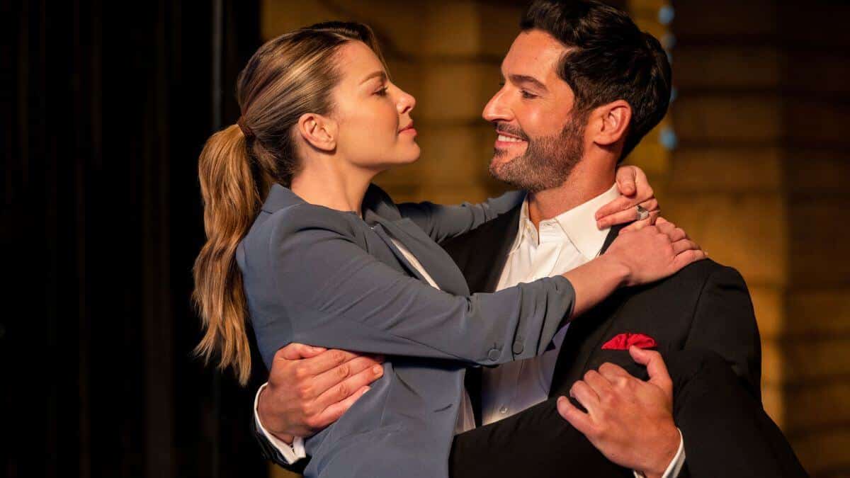 Lucifer and Chloe publicity still