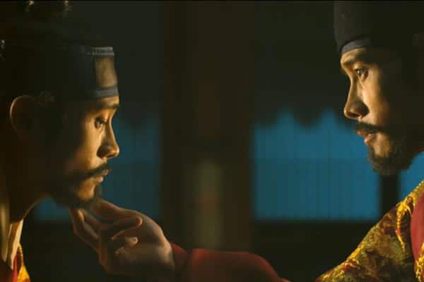 King Gwanghae meets his look-alike. Photo: CJ Entertainment