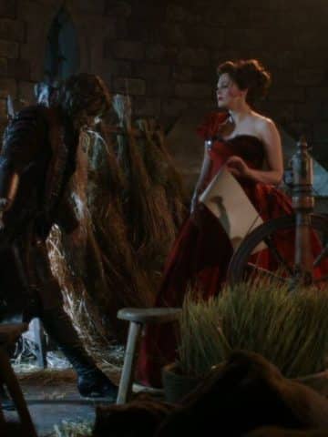 Rumple bowing in Once Upon a Time Season 2