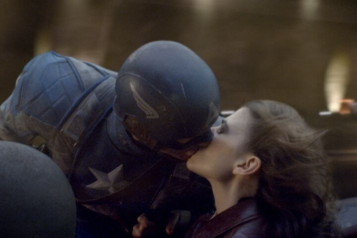 Captain America and Peggy Kiss