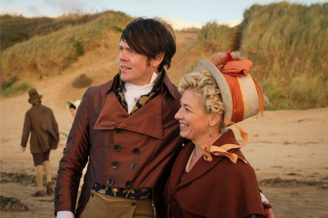 Tom and Mary Parker on the beach in Sanditon Season 3